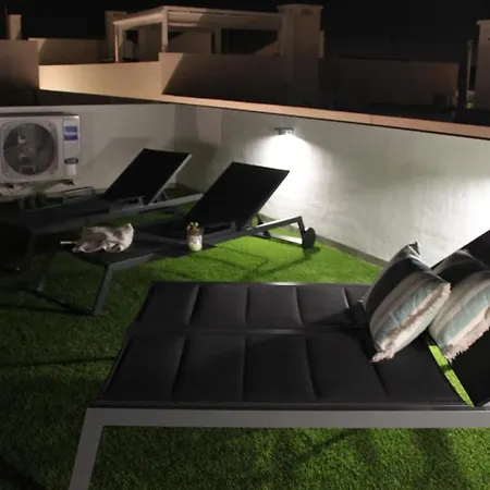 Cosy Casa New Penthouse 公寓